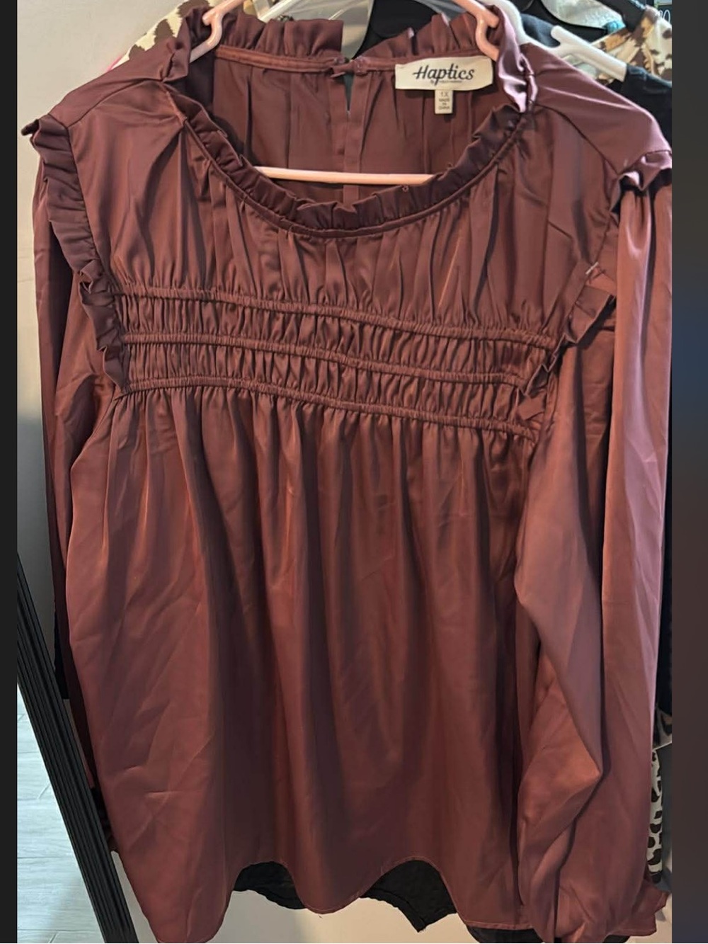 Haptics Long-Sleeve Smocked Women's Top in Mauve